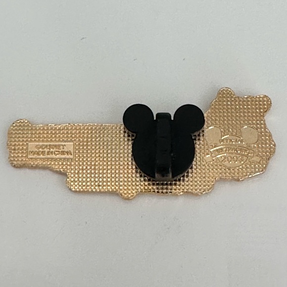 Rare Disney WDW Congratulations Tinker Bell 3D Pin - Picture 3 of 6